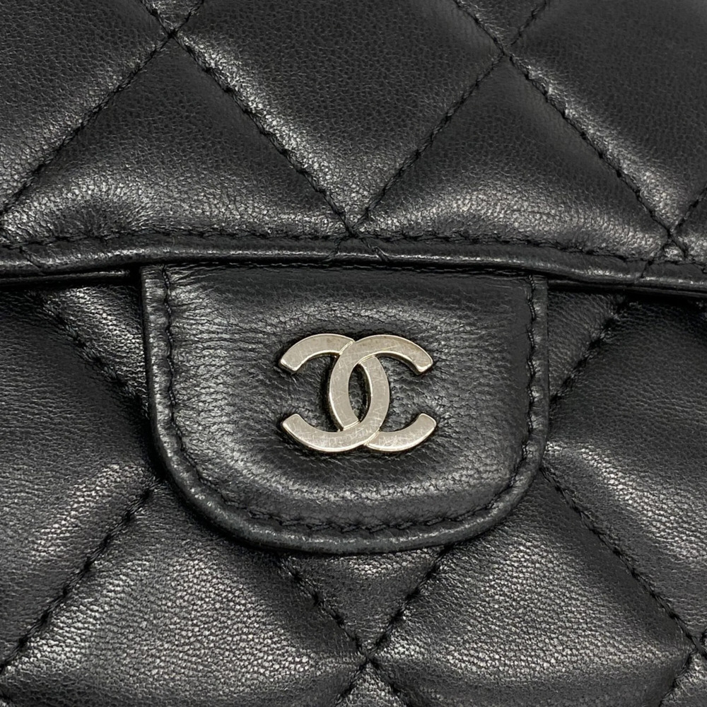 CHANEL Black Lambskin Leather Wallet - Picture 7 of 9